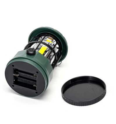 LED-02 Grøn Plast Campinglampe med Krog & Drejedæmpning - 3xAA Batterier